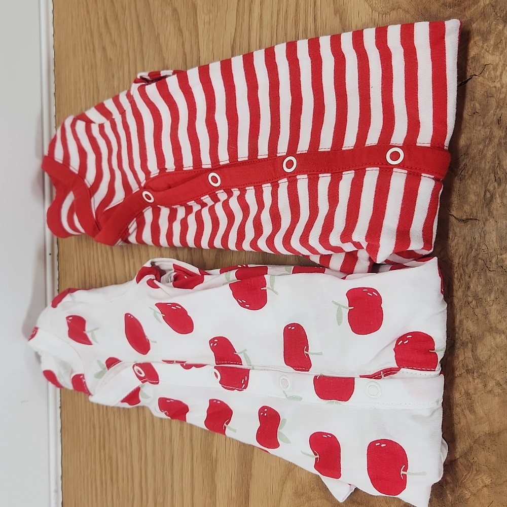 Mighty Goods  Red and White Apple Striped Kids Footies Size 3 Months